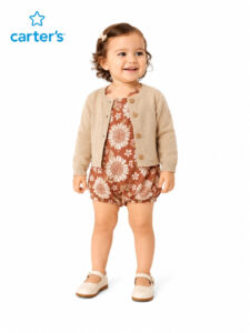 Jardineira Infantil Carter’s Floral com Cardigan